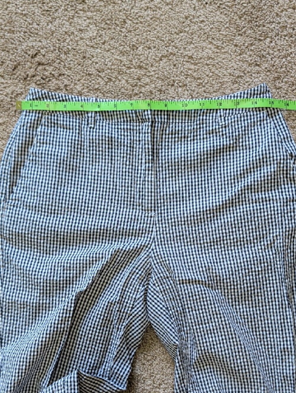 Ann Taylor Black and White Gingham Capris - Picture 6 of 10